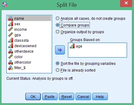 Cửa sổ Split File với cấu hình Compare groups theo age